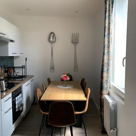 F4 Elegant - Cosy *