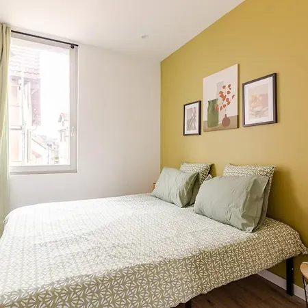 F4 Elegant - Cosy Apartment