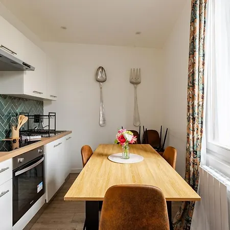 F4 Elegant - Cosy Straßburg